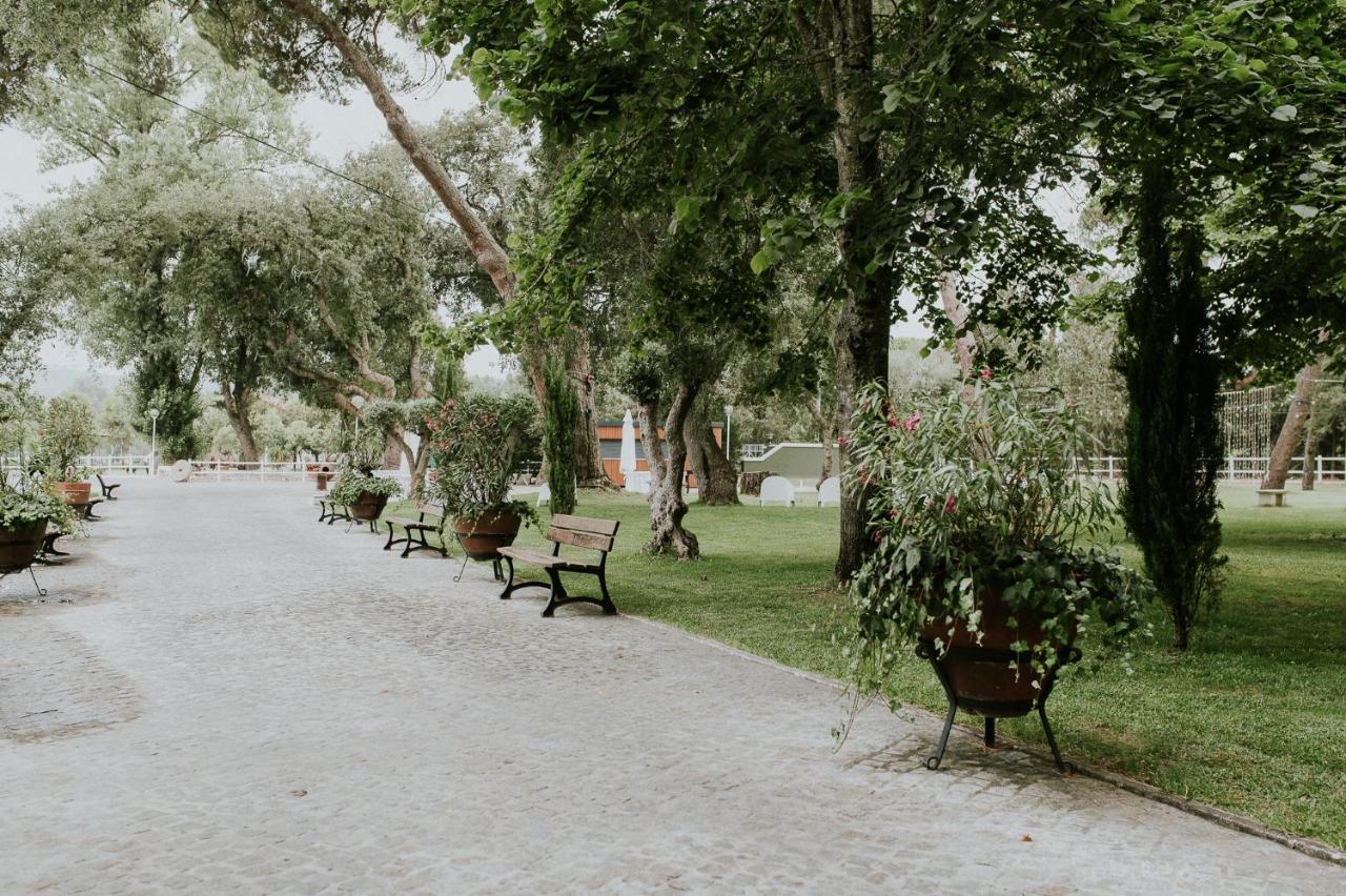Quinta Do Pinheiro Hotel E Eventos By Grupo Quinta Dos Lagos Valado de Frades Esterno foto